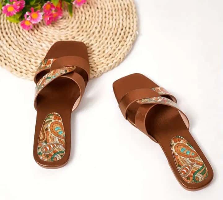 Paisley Pattern Flat Slides - Quill