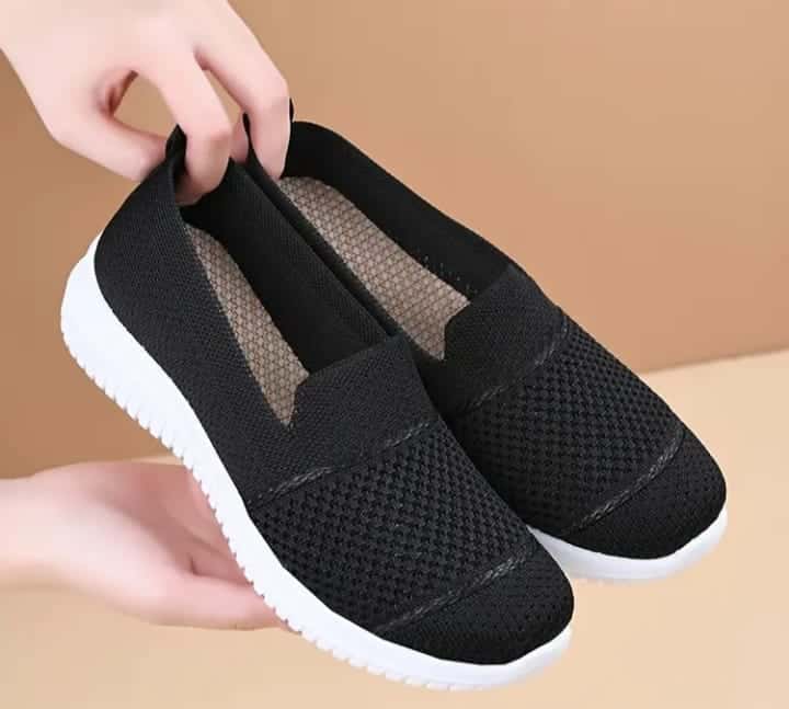 Slip on Sneakers Black - Quill