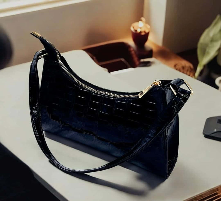 Stylish Crocodile Shoulder - Quill
