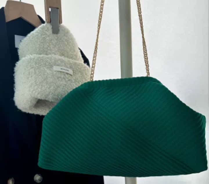 Thickened Knitted Shoulder Bag - Quill