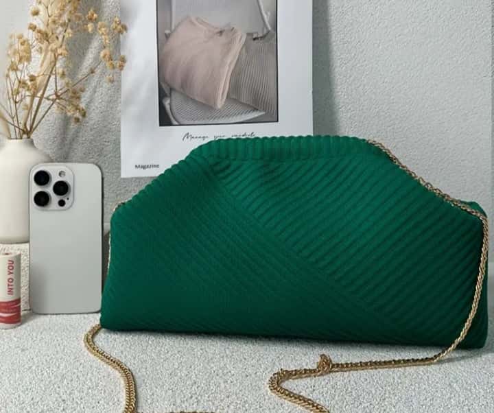 Thickened Knitted Shoulder Bag - Quill